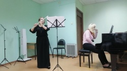Студенты Саратовского областного колледжа искусств продолжают участвовать в профориентационных концертах