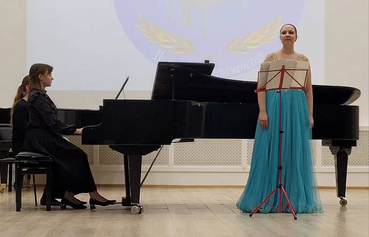 В Вольске прошел традиционный Открытый областной смотр-конкурс «Пианист – концертмейстер»