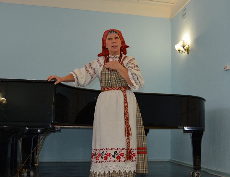 Студенты саратовского областного колледжа искусств познакомились с фольклорными традициями Тверской области