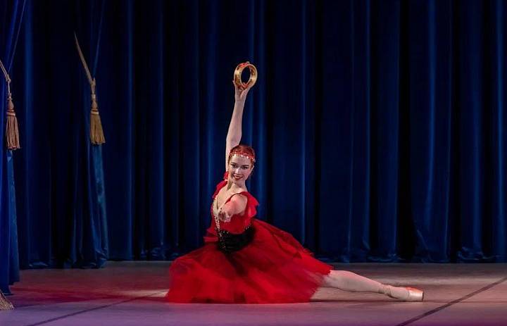 Студенты специальности Искусство балета завершили сезон отчетных концертов Саратовского областного колледжа искусств
