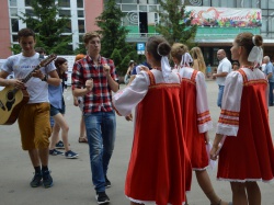 Студенты филиала колледжа в г. Балаково приняли участие в праздновании Дня молодёжи России