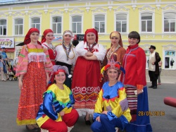 Студенты филиала колледжа в г. Вольске приняли участие в торжественном открытии XIV фестиваля театров малых городов России
