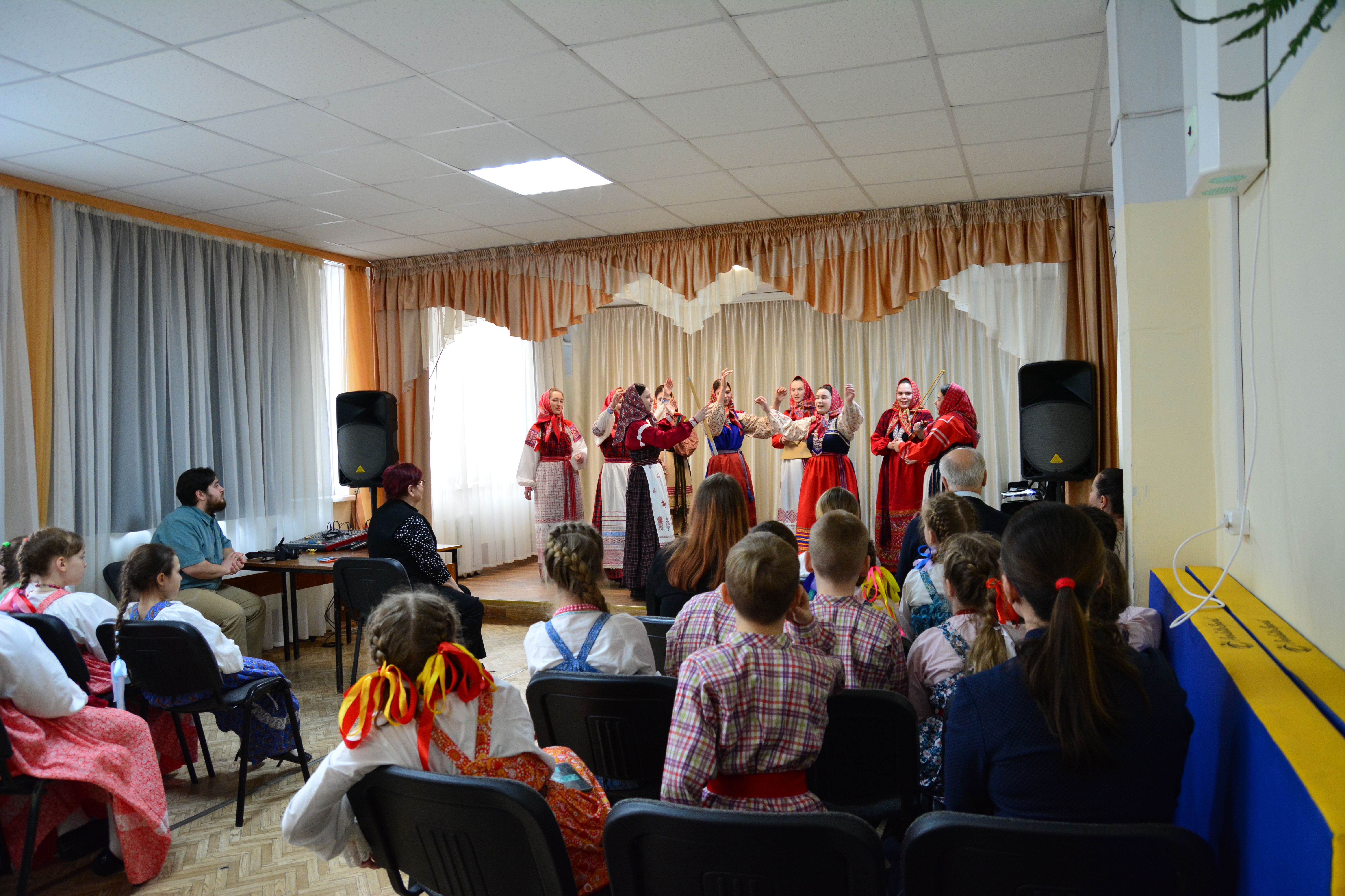 В Год педагога и наставника ведущие преподаватели Саратовского областного колледжа искусств делятся секретами мастерства с юными музыкантами