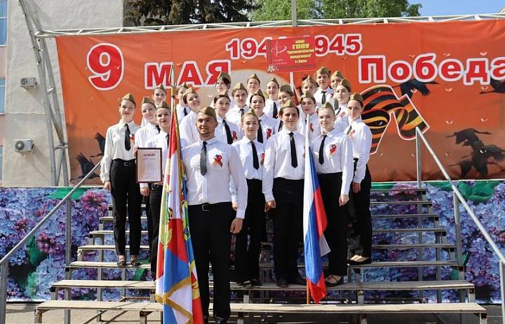 Студенты филиала Саратовского областного  колледжа искусств в г.Марксе стали победителями смотра-конкурса строя и песни «Шаги Победы»