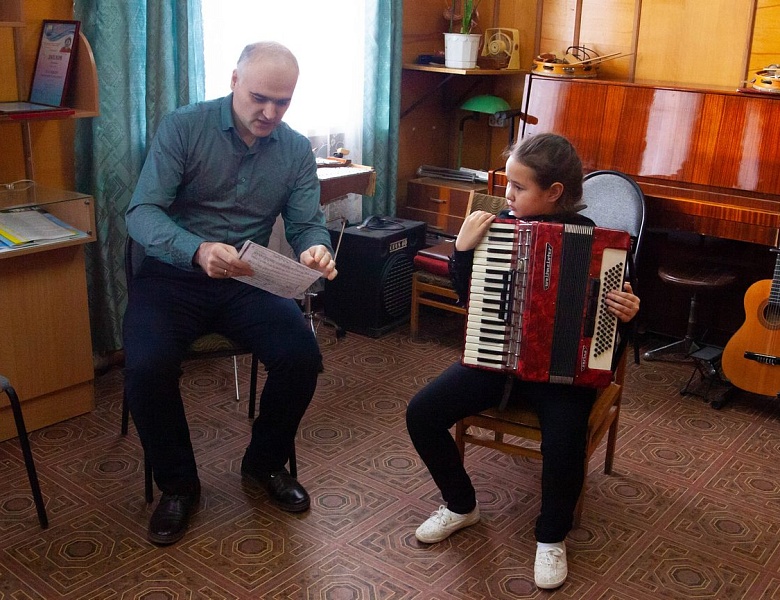 Мероприятия фестиваля «Сохраняя профессиональные традиции» прошли в Детской школе искусств г. Калининска