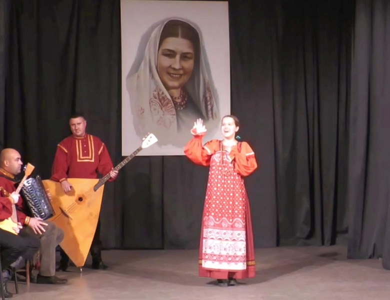 Студентка из Балашова стала лауреатом Всероссийского конкурса исполнителей народной песни 