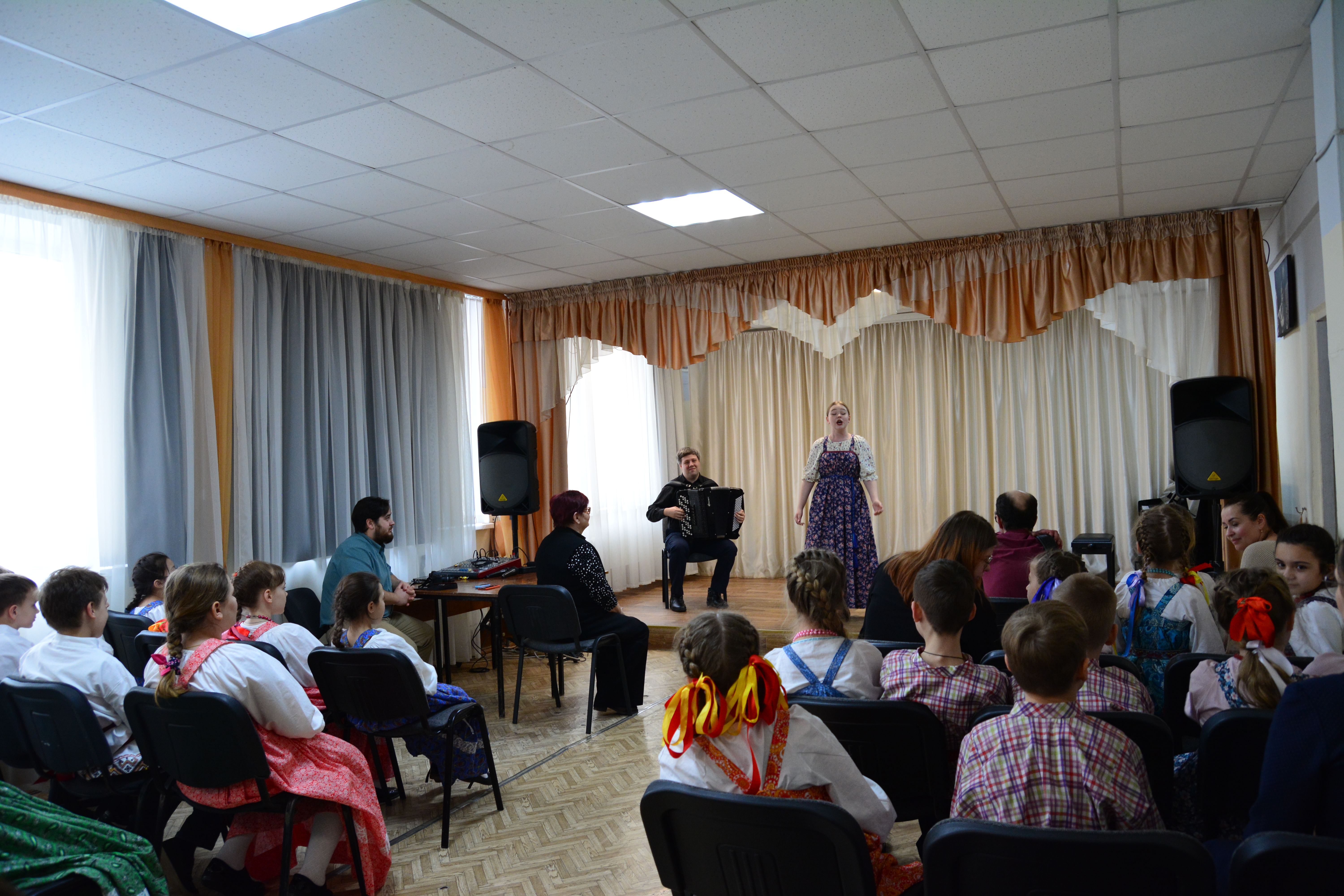 В Год педагога и наставника ведущие преподаватели Саратовского областного колледжа искусств делятся секретами мастерства с юными музыкантами